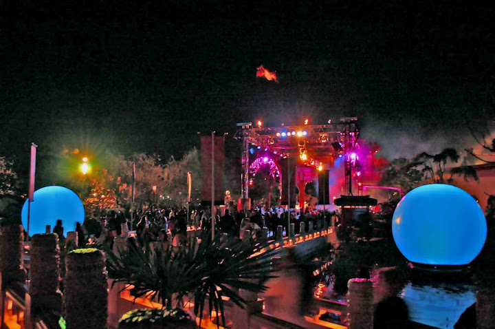 Airstar Aquastar Lighting Balloon