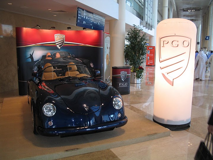 Airstar Cylinder Lighting Balloon