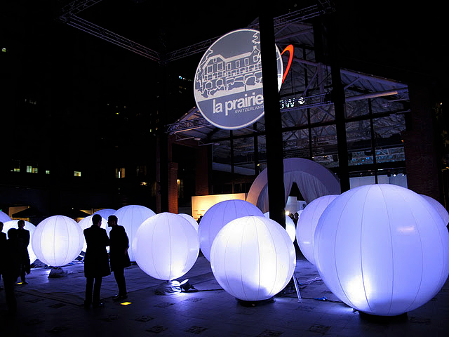 Airstar Moon Lighting Balloon